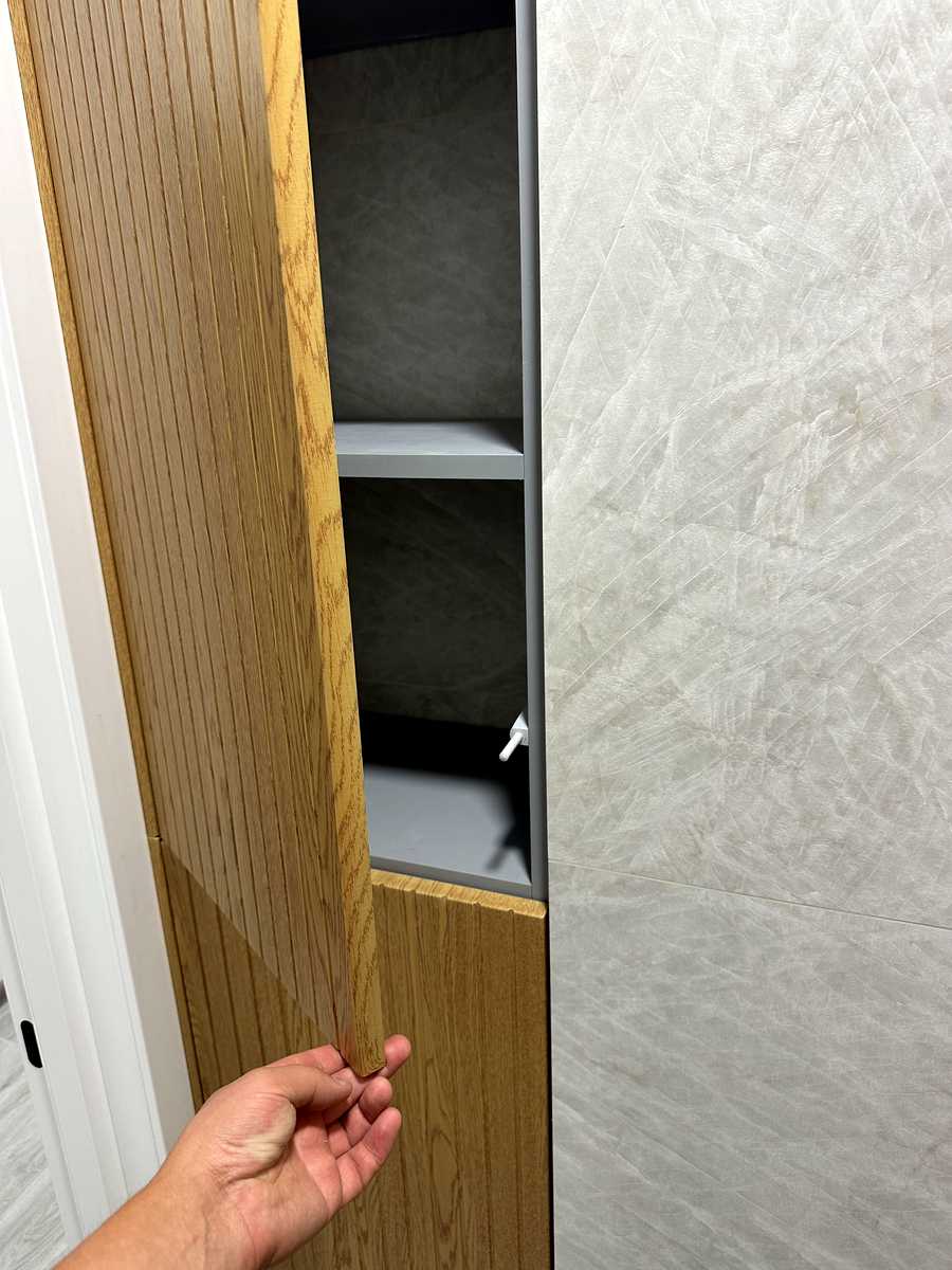 1873532347046587