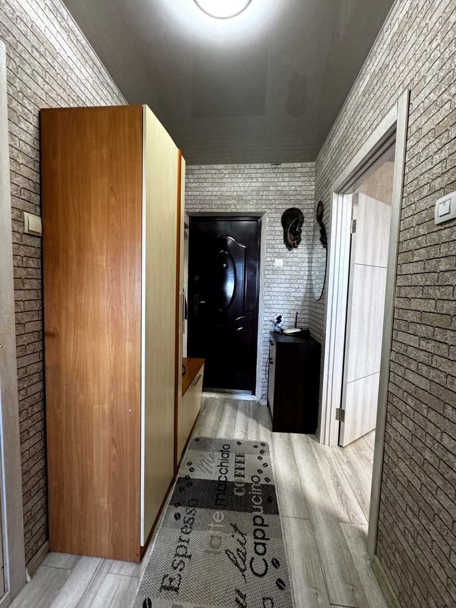 1873568803772591