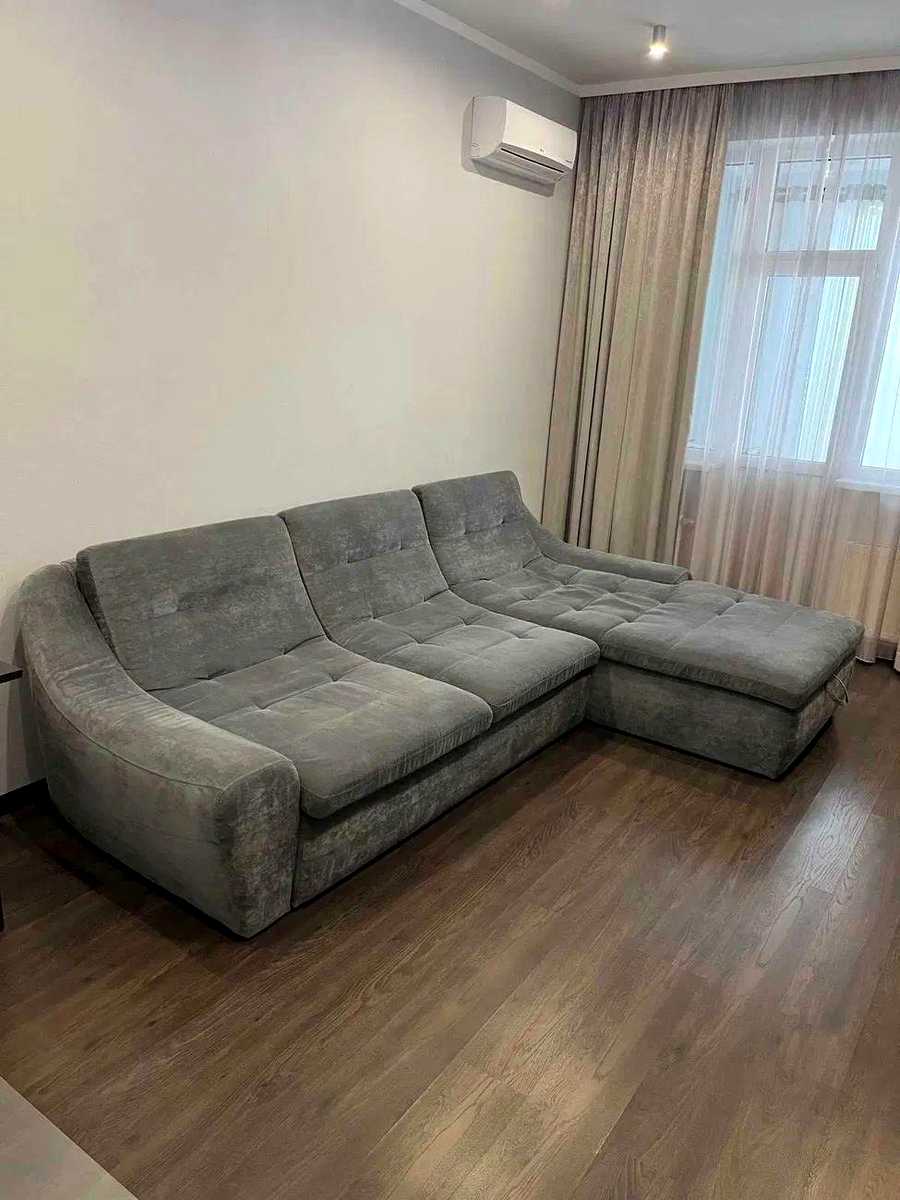 1873576149062818