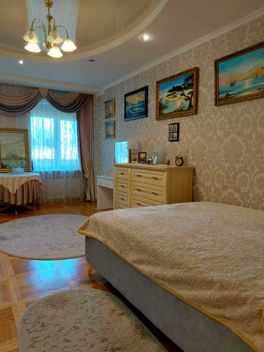 1873587485854095