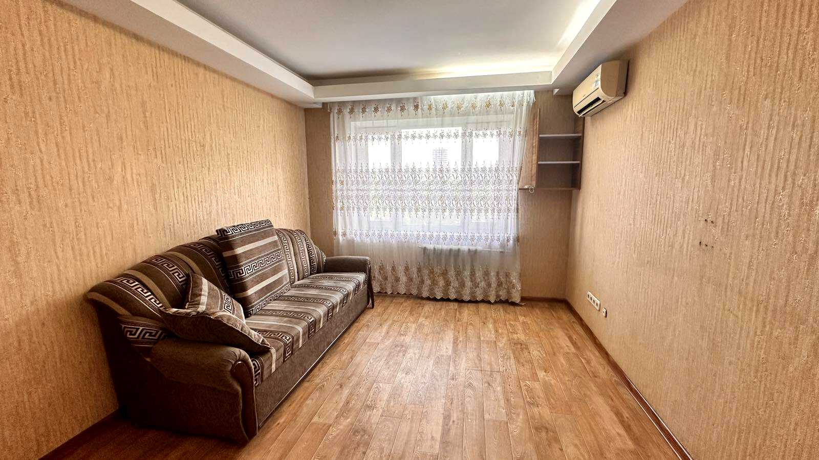1873630875433441