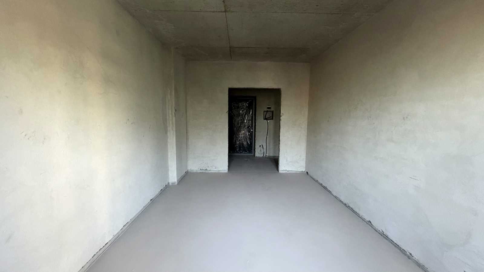 1873682854708371