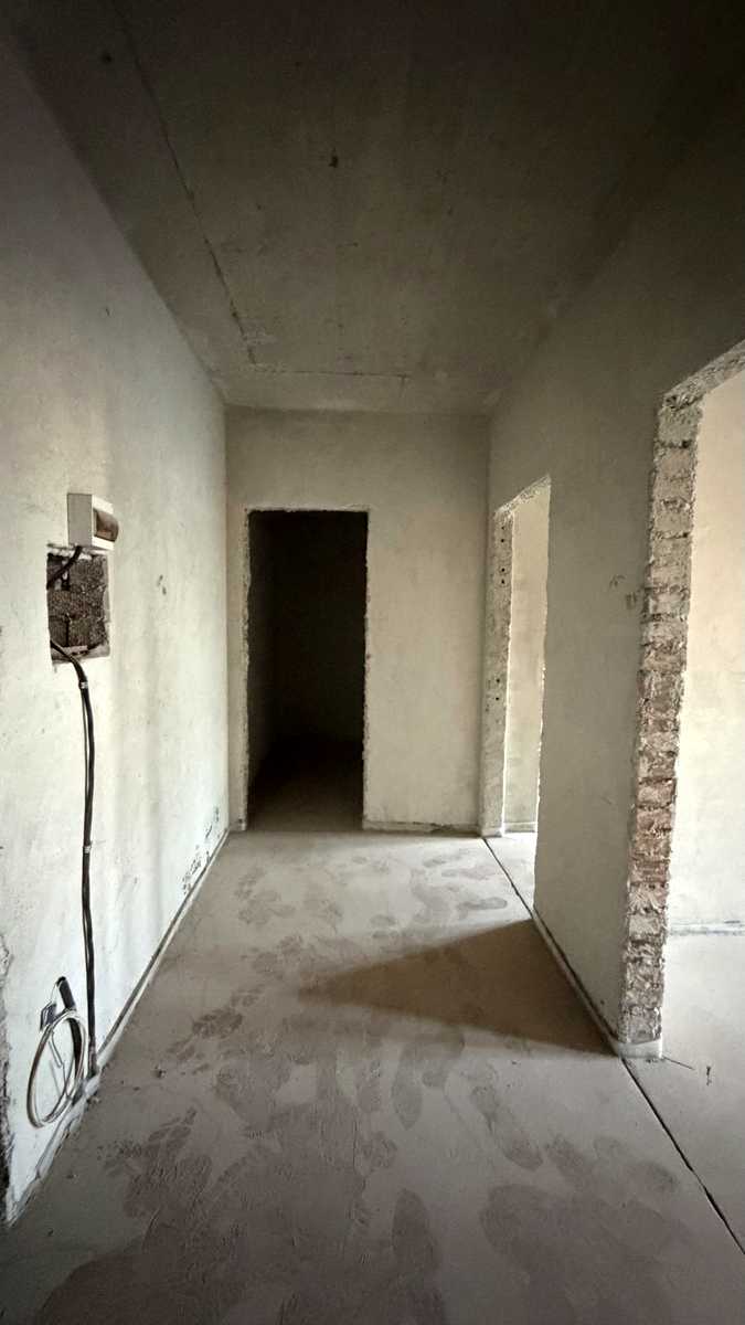 1873682855387279