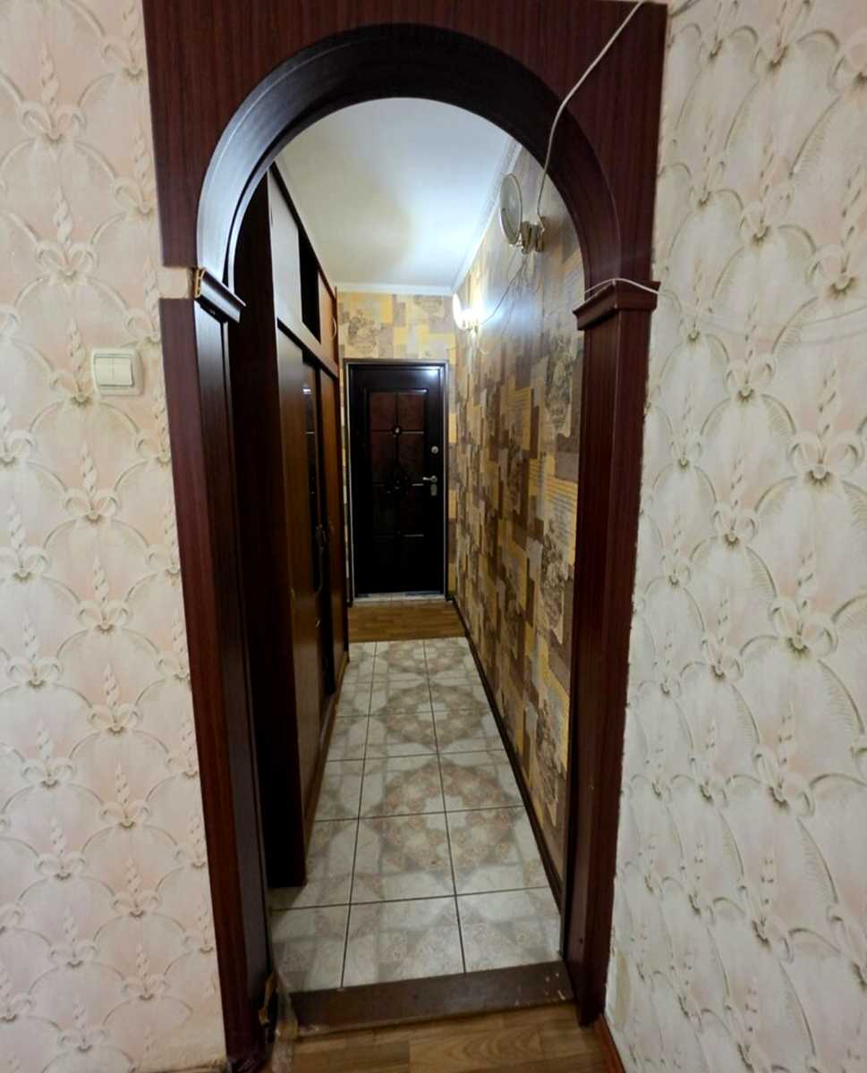1873685043772590