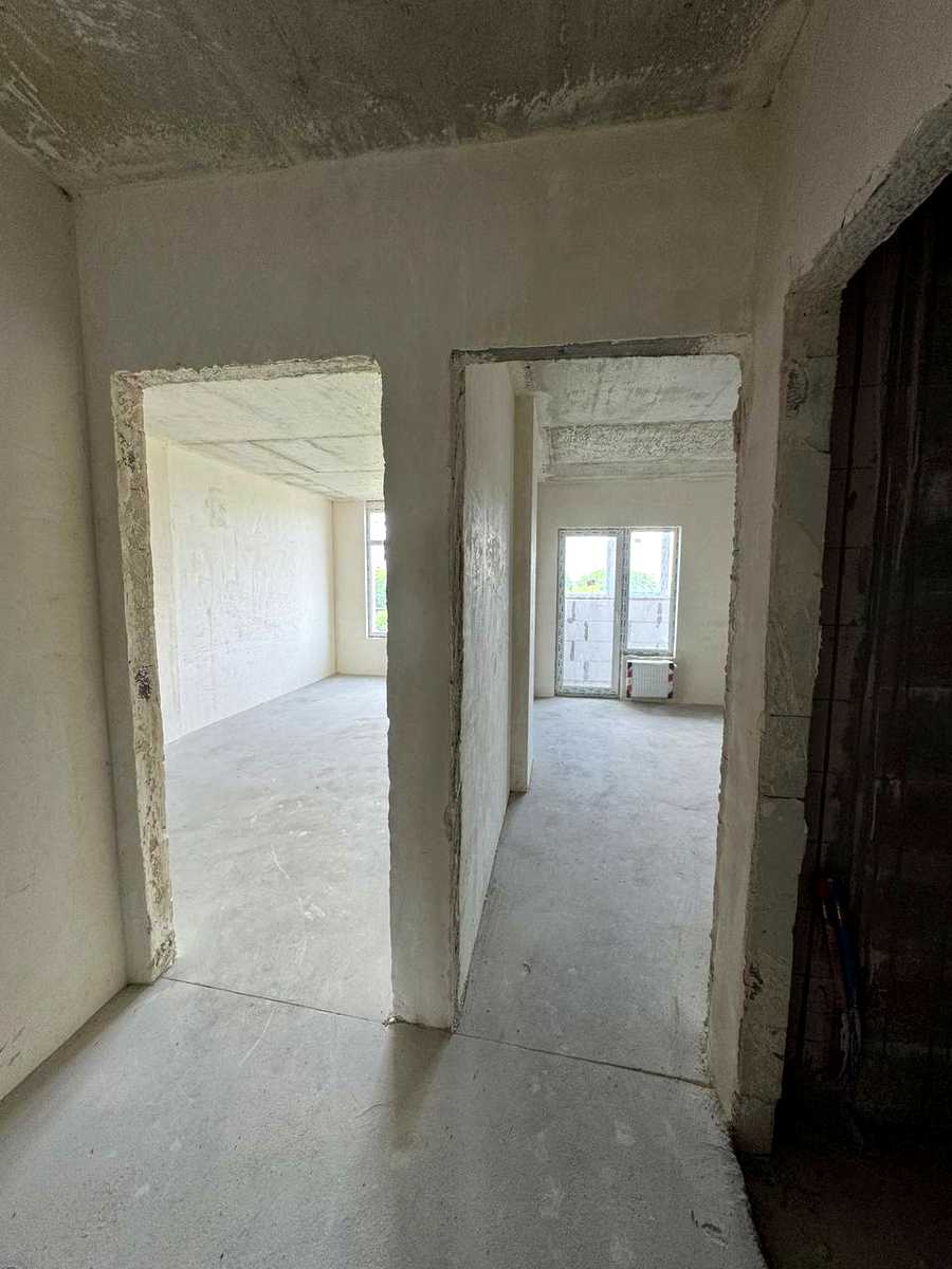 1873690175558525