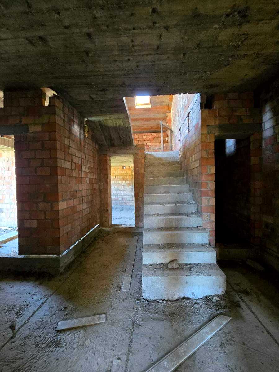 1873694178446806