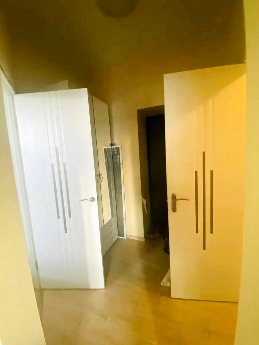 1873699208435287