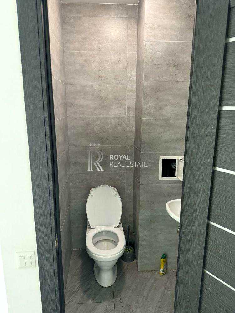1873701843331434