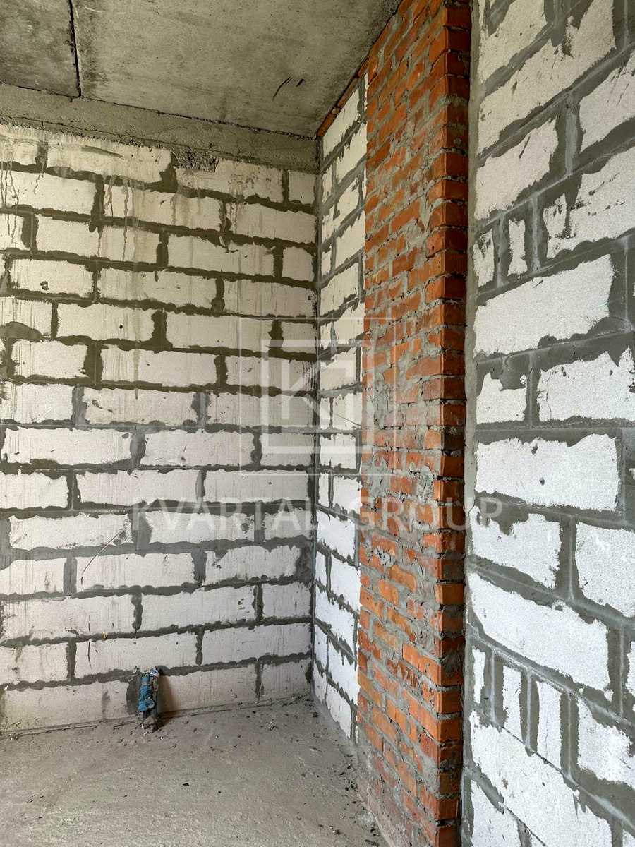 1873709038256359