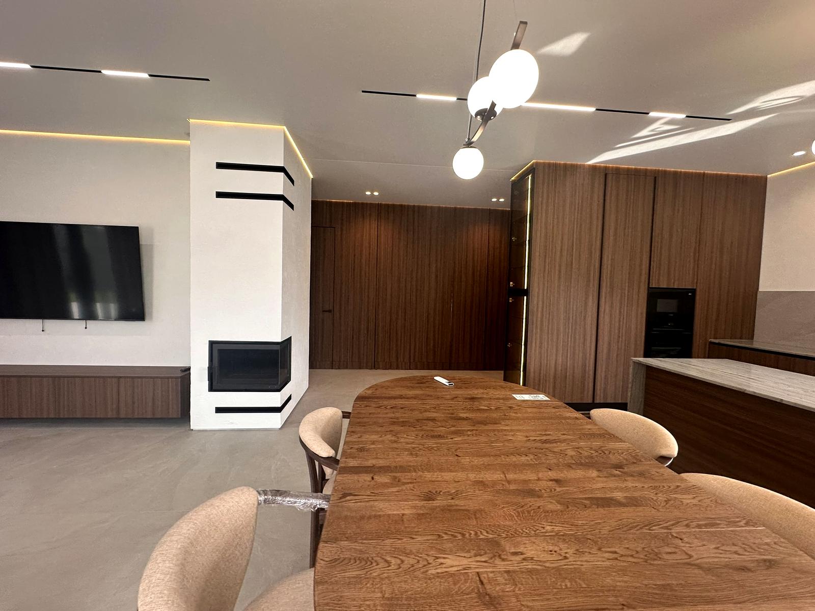 1873717999474983