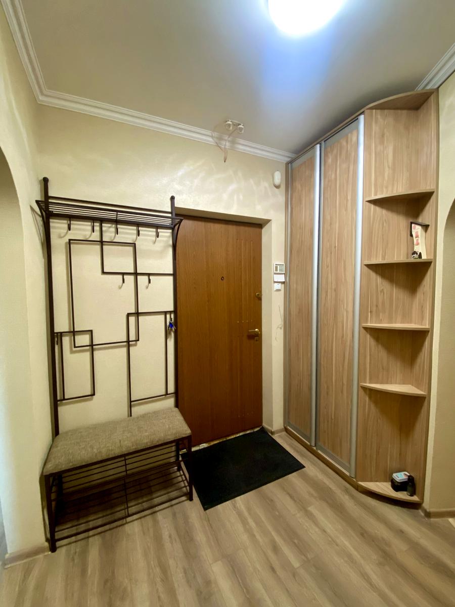 1873747903243987