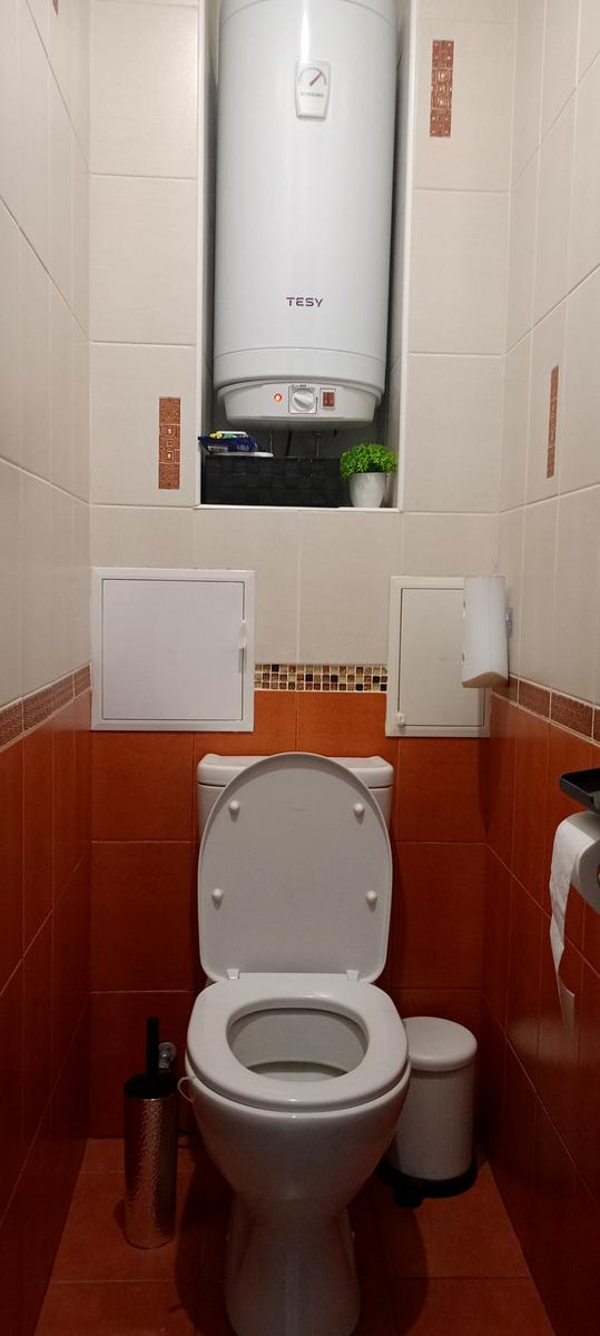 1873750274825945