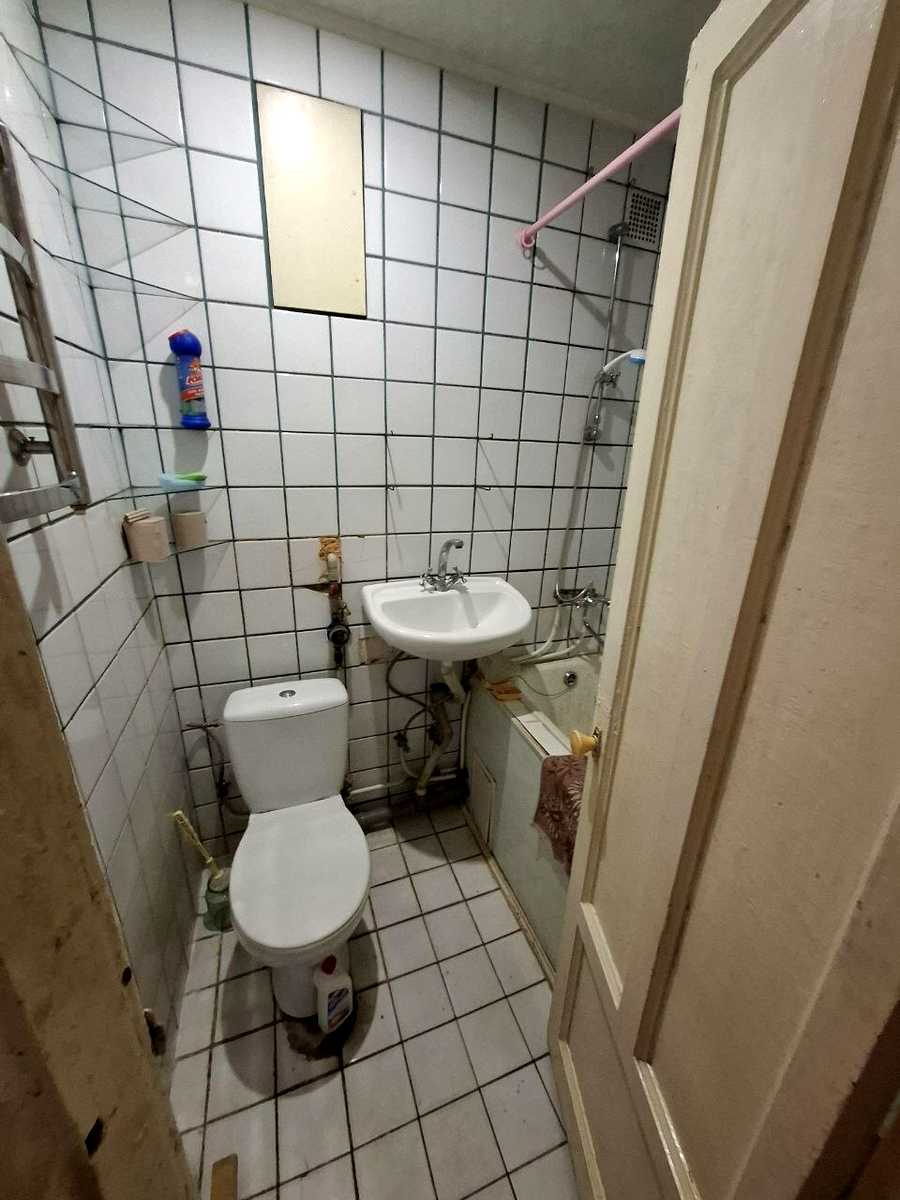 1873752015722645