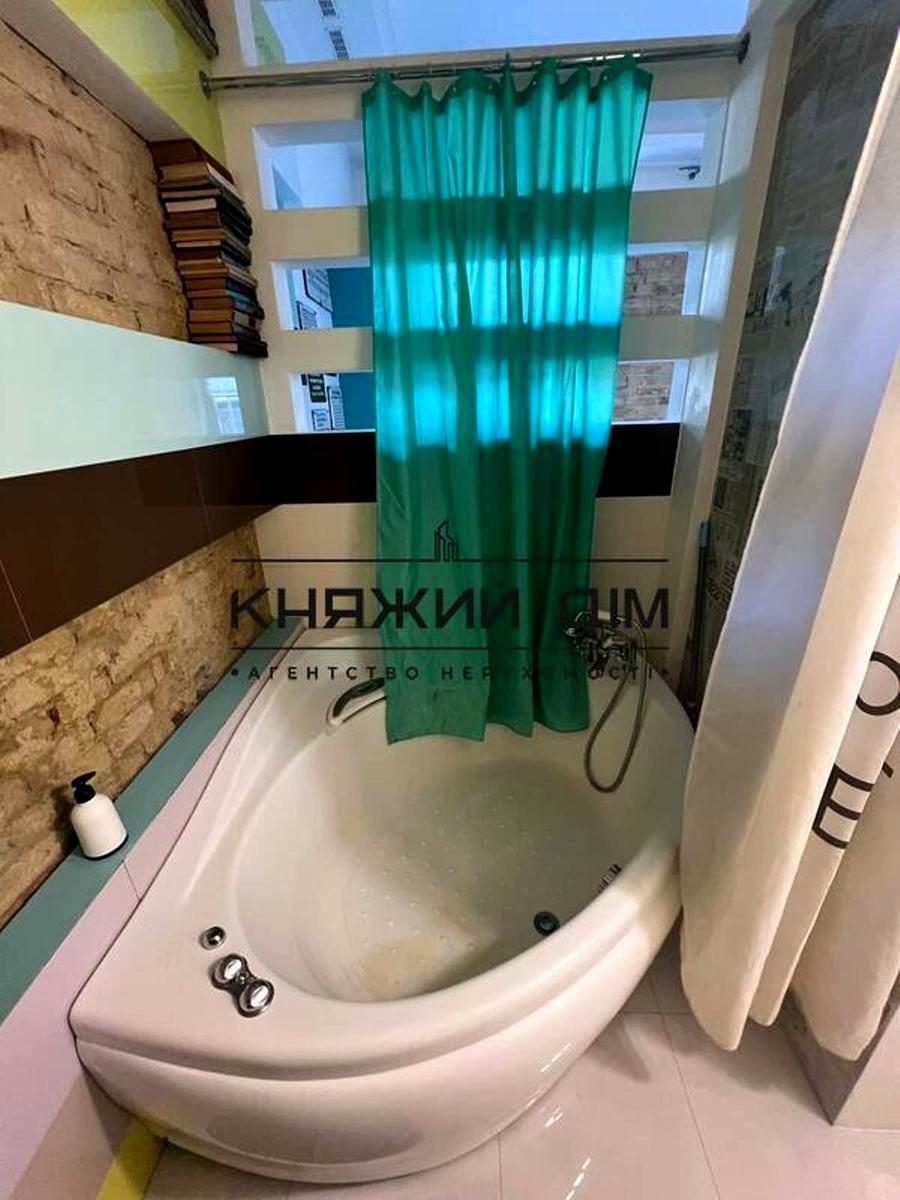 1873754563108345