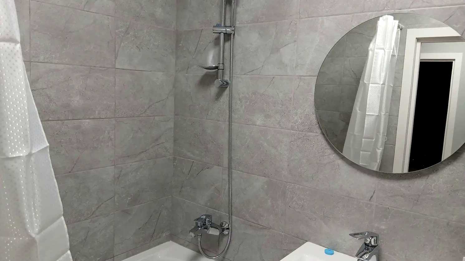 1873754851799578