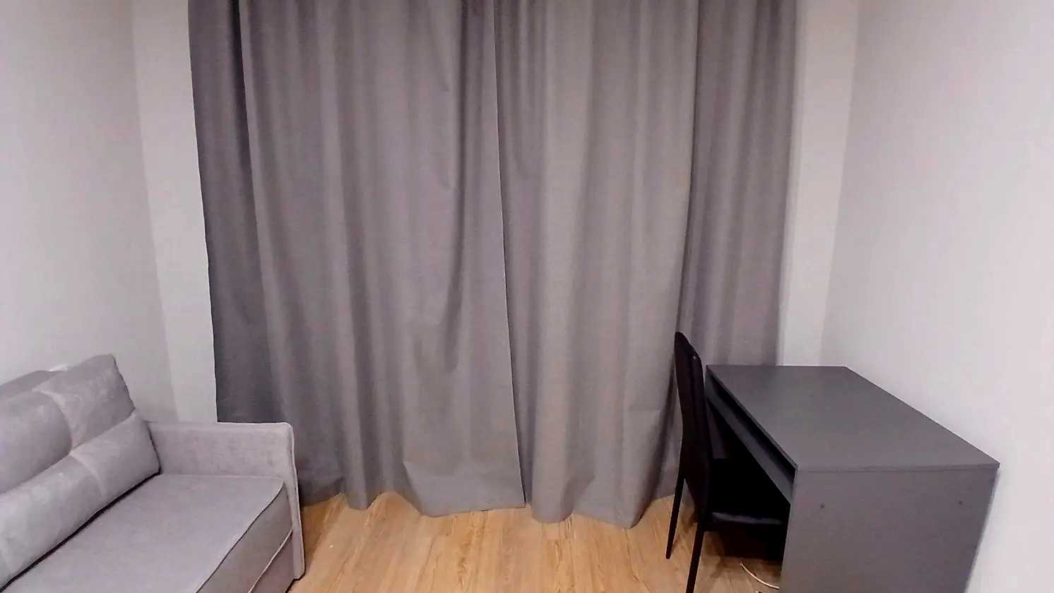 1873754852348514