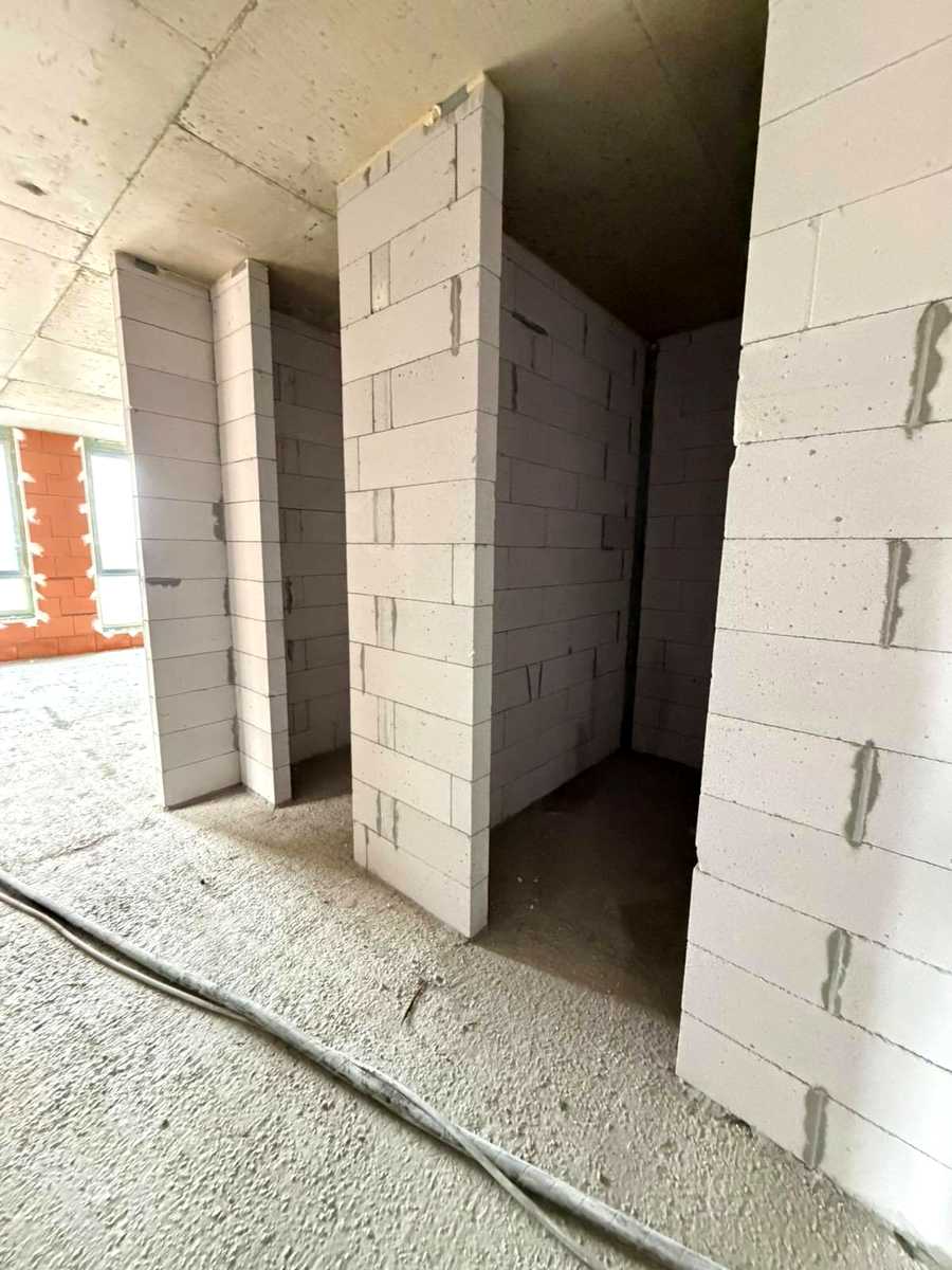 1873755852903322