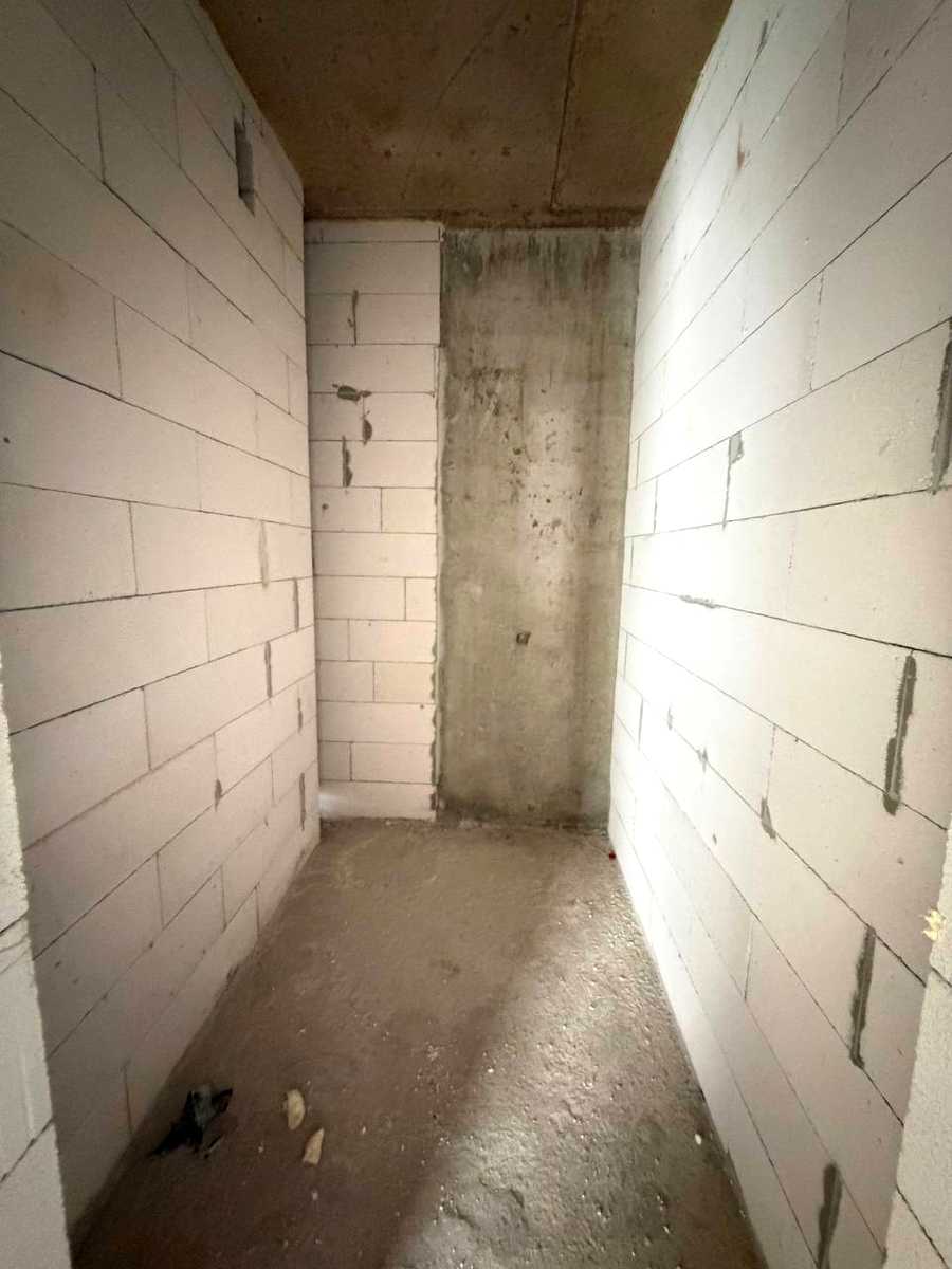 1873755854587645