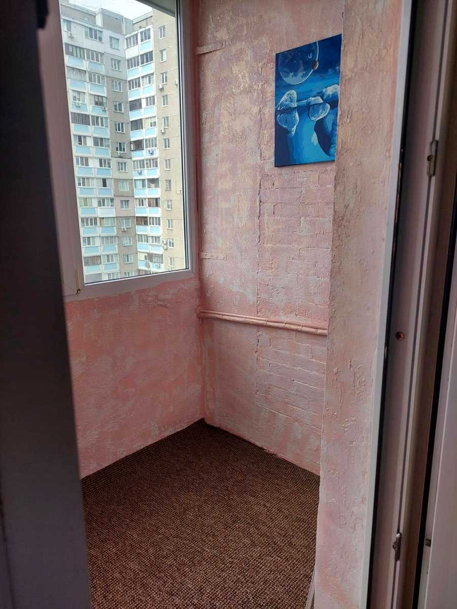 1873756721978897