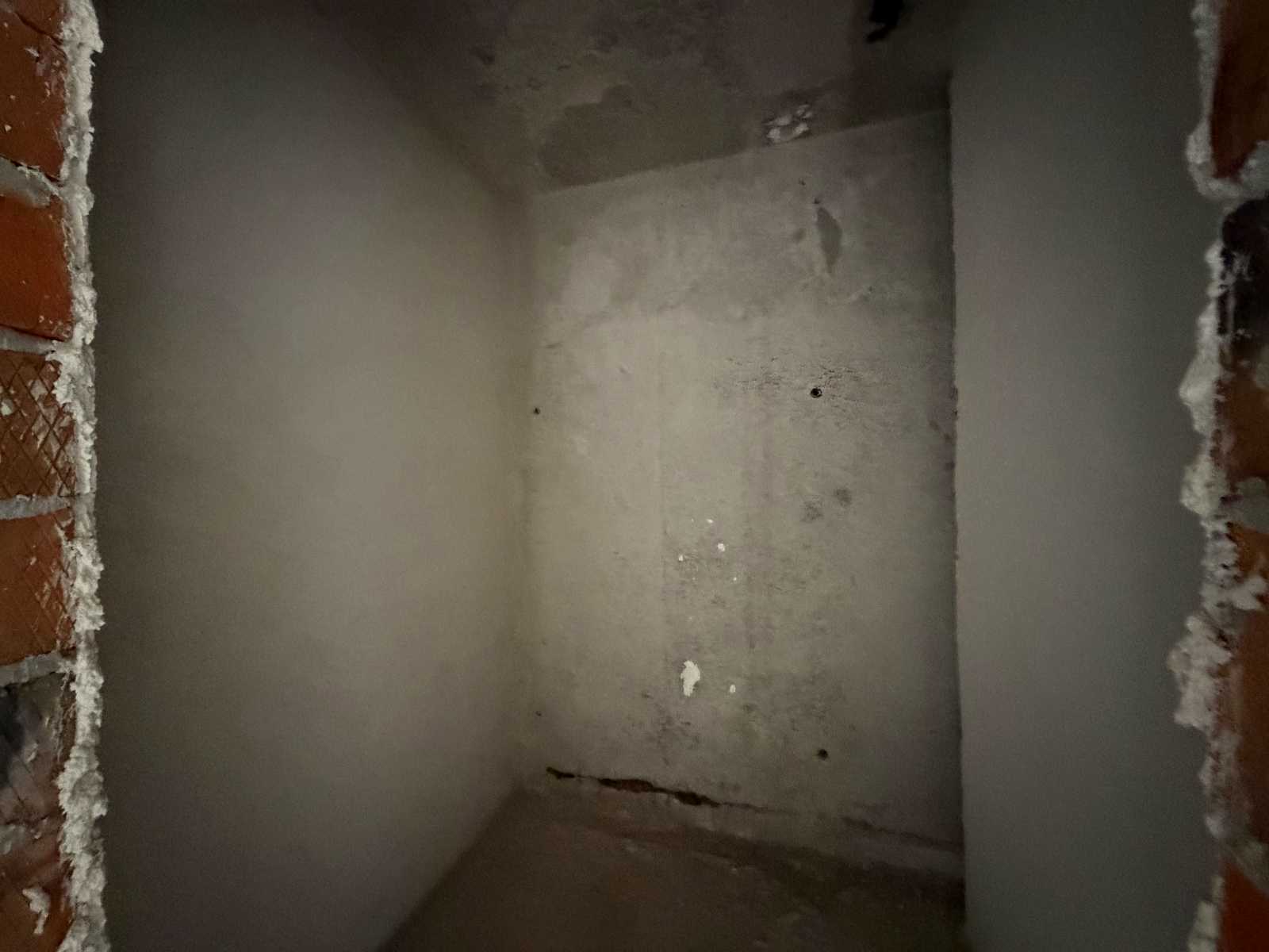 1873757064669041