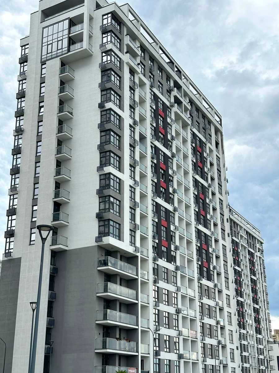 1873757917953507