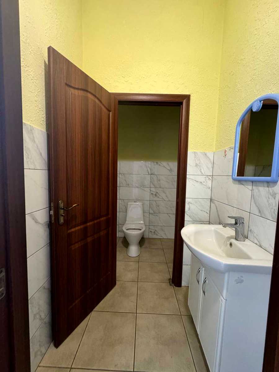1873758863024841