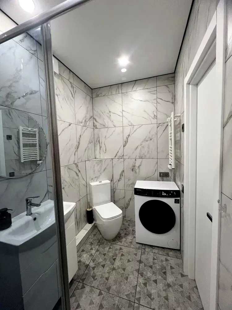 1873759767648166