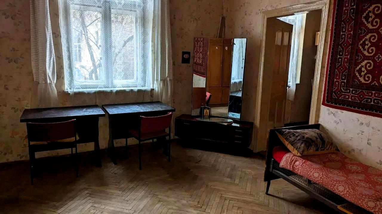 1873762640856275