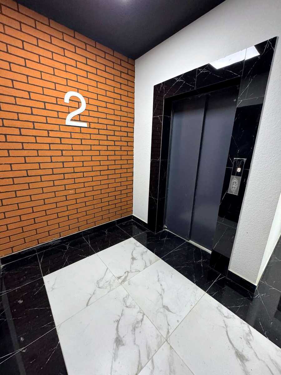 1873763044796250