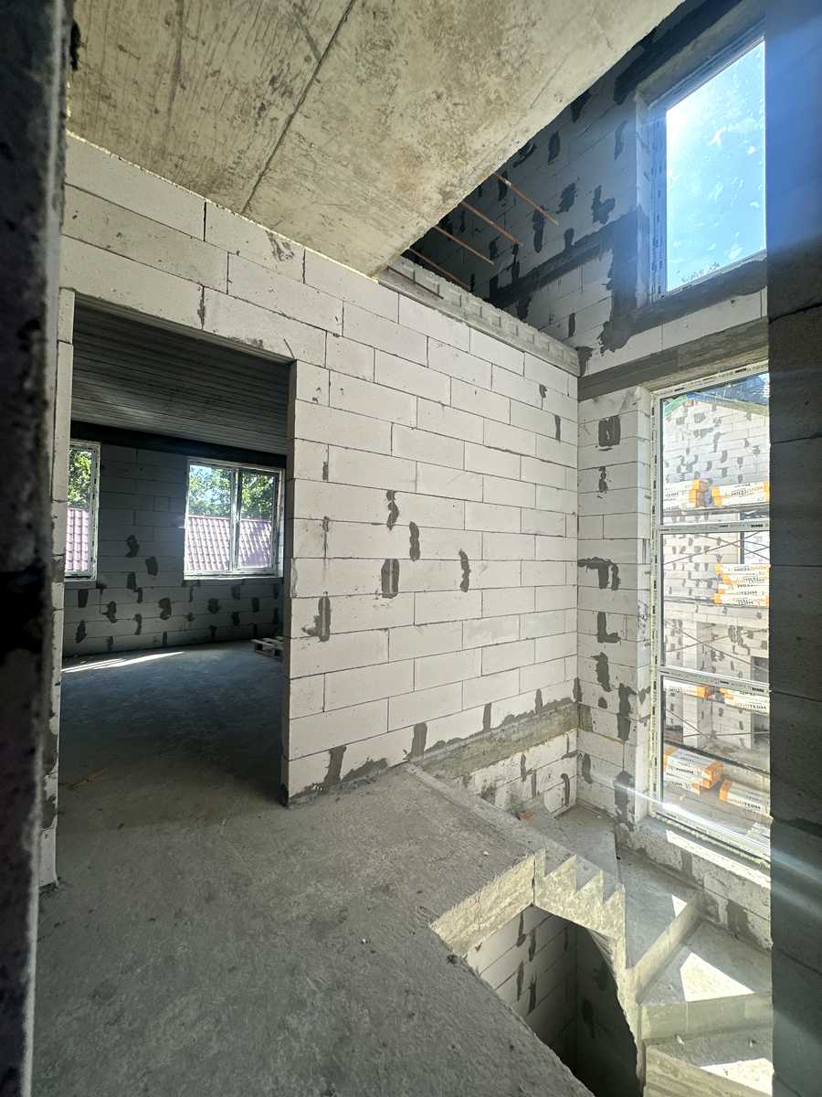 1873765603318735