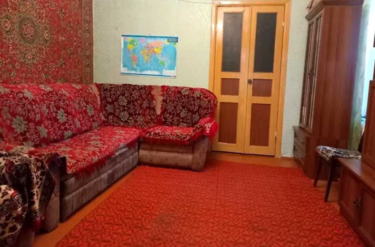 1873768889825533