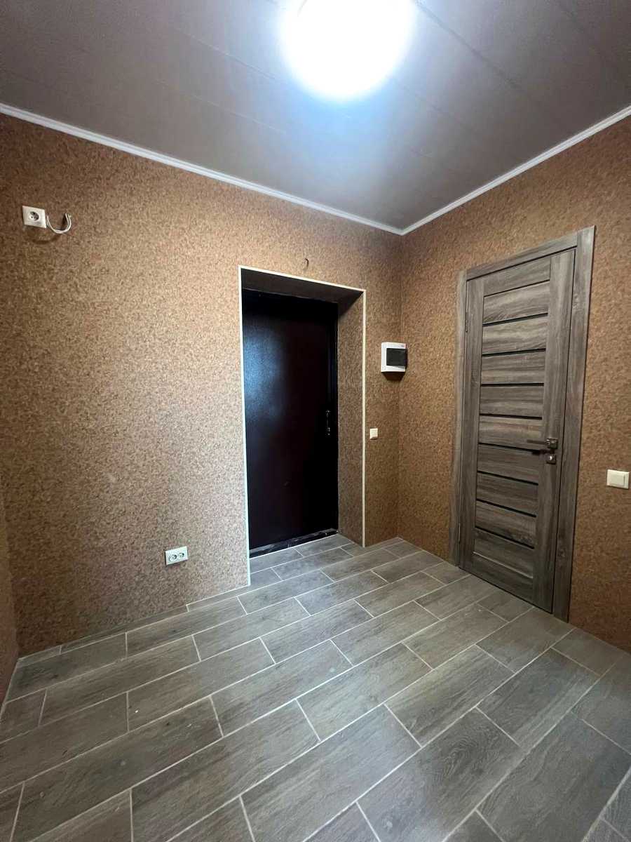 1873769657156944