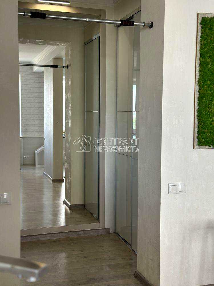 1873775243697271