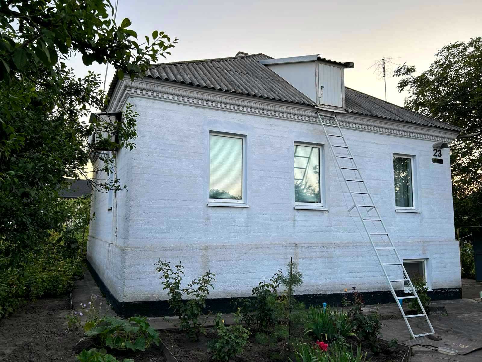 1873777303376882