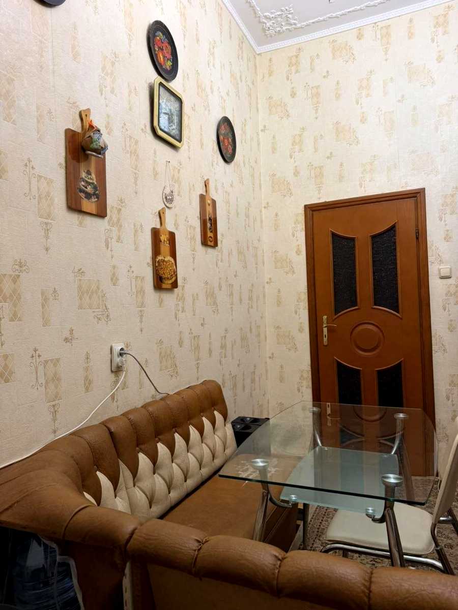 1873777654271630
