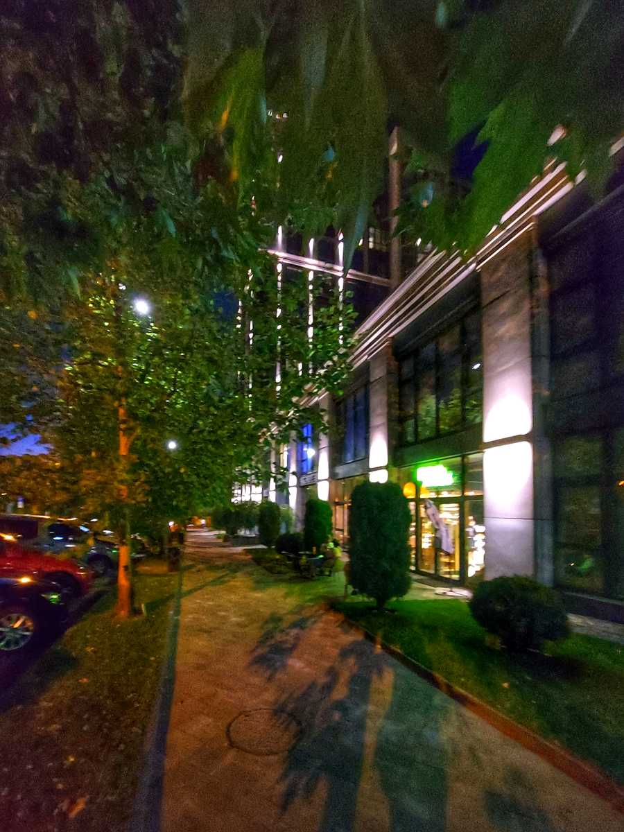 1873777660386719