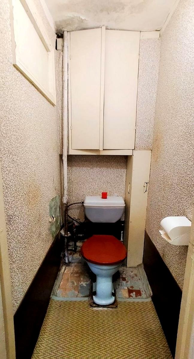 1873779075693656