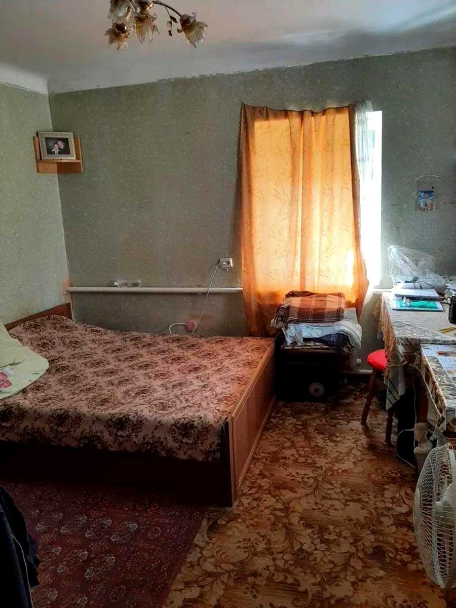 1873779108436381