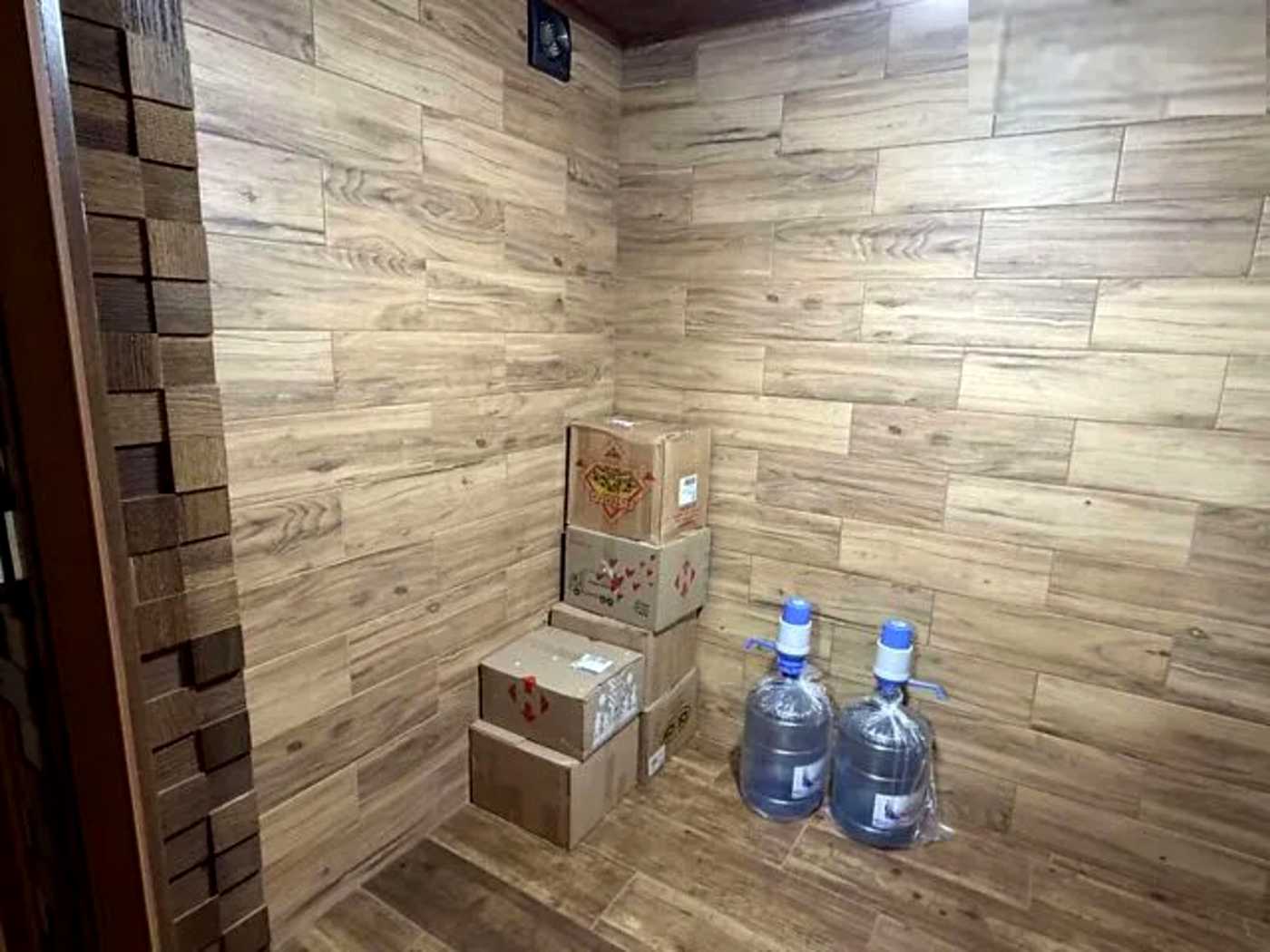 1873780863726692