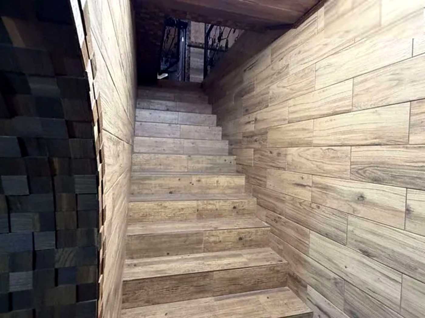 1873781052392241