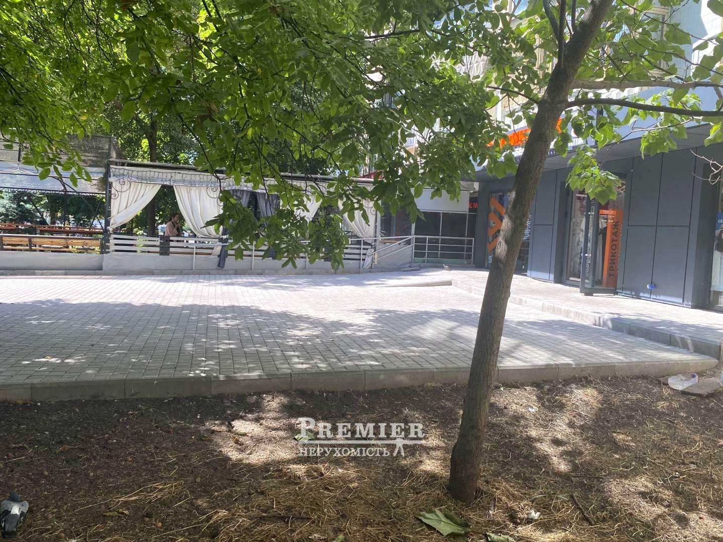 1873783343985308