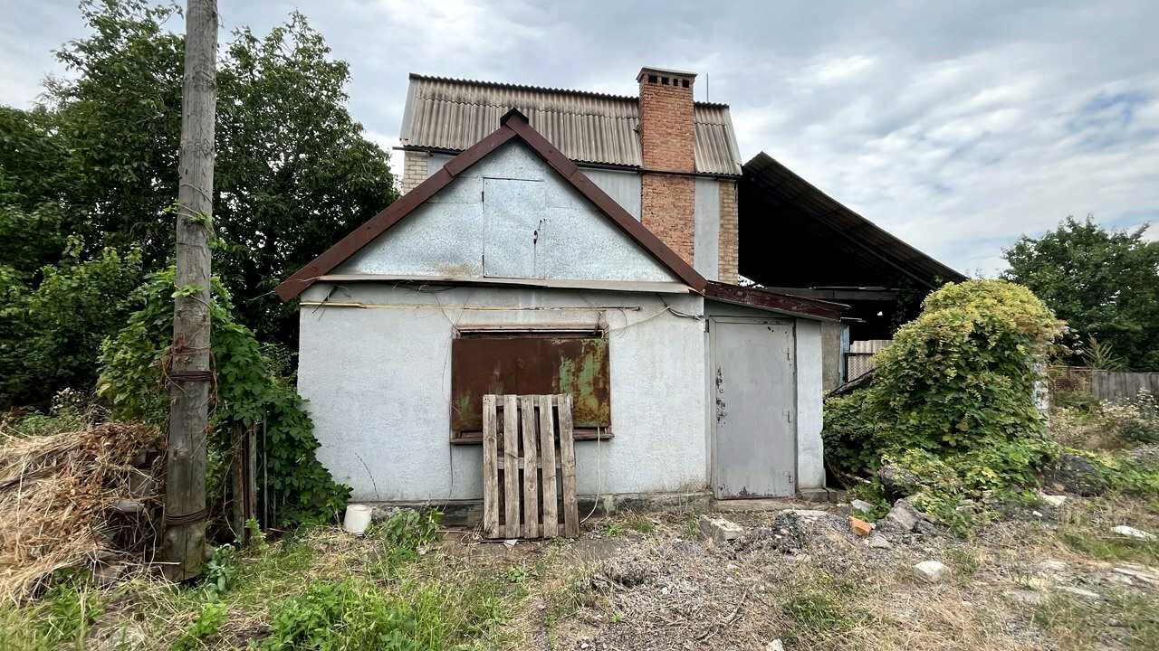 1873783916937579