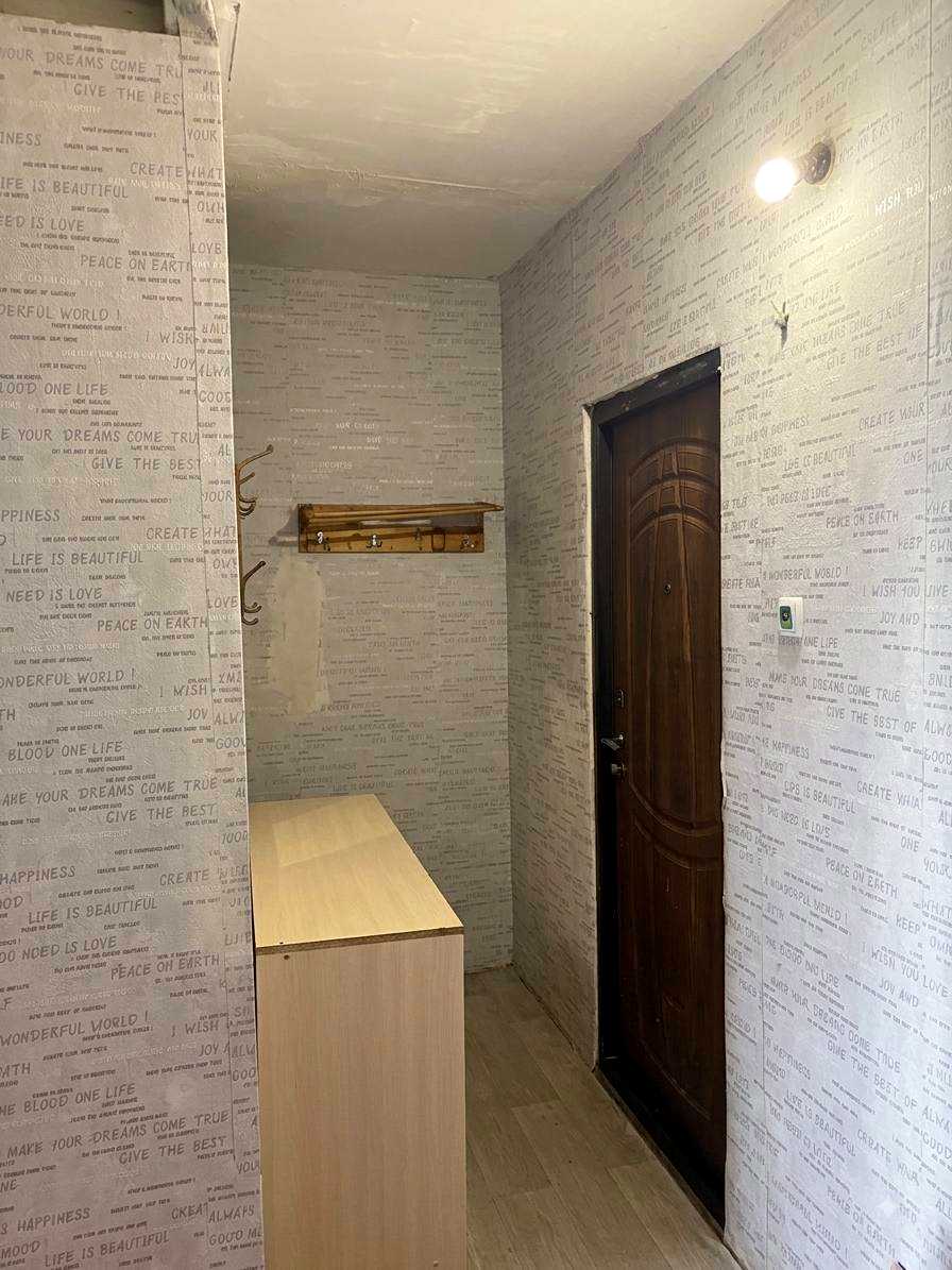 1873784374584285
