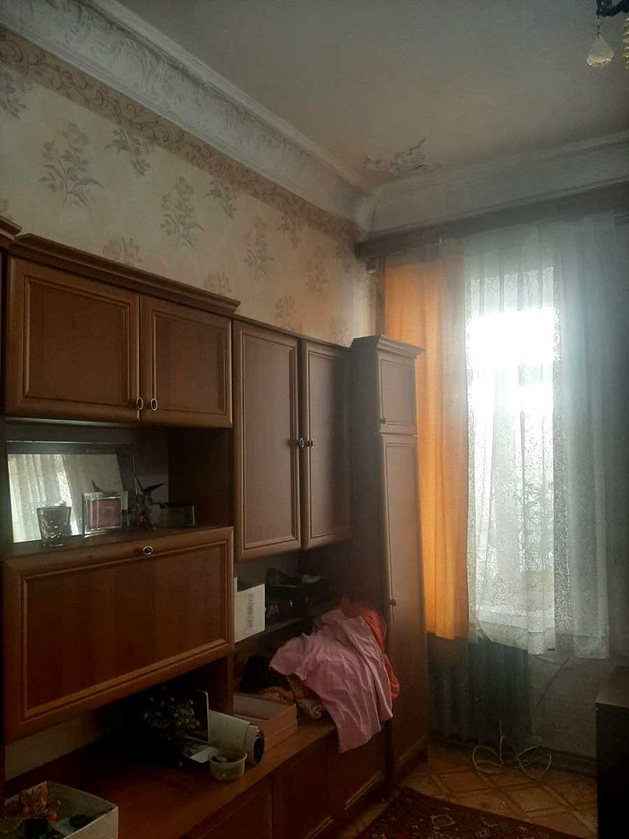 1873786267843040