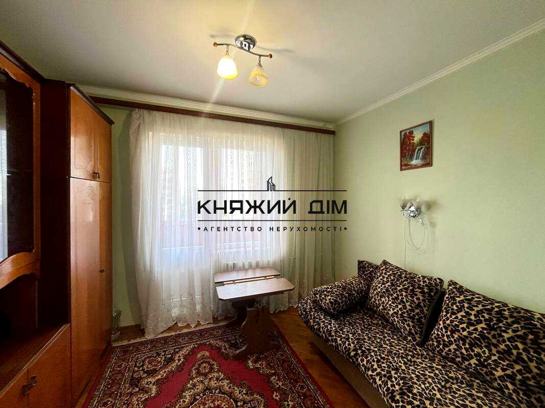 1873798988734837