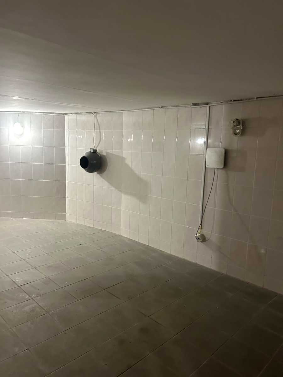 1873803437366912