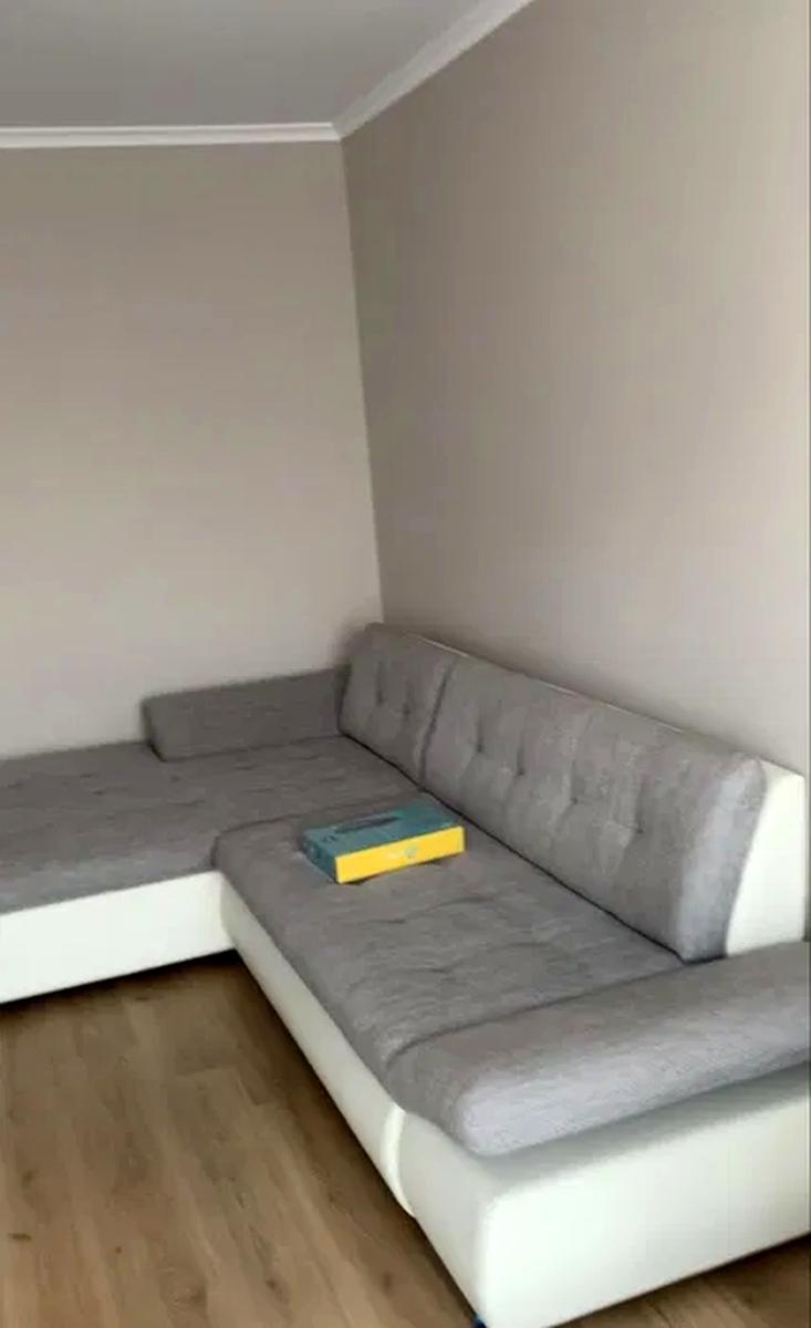 1873840178650391