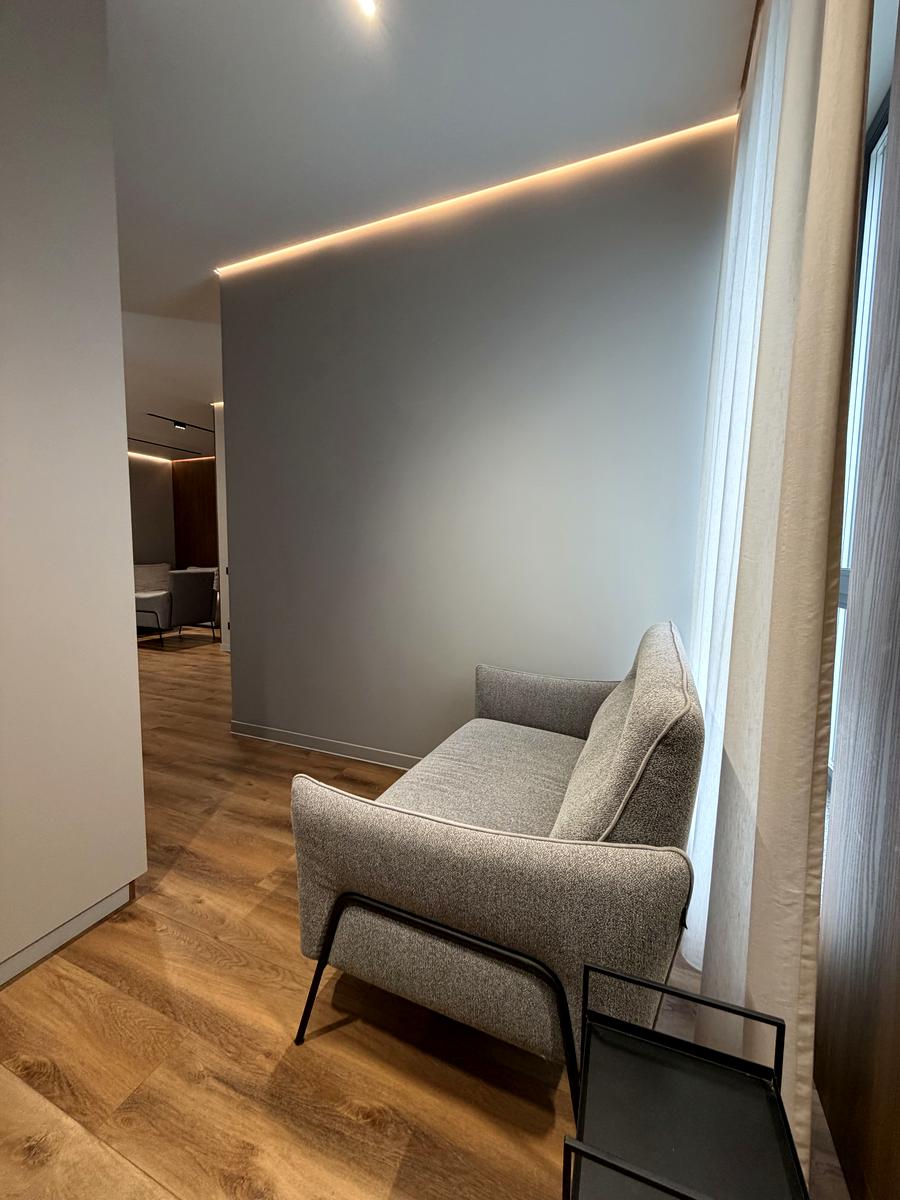 1873840888362272