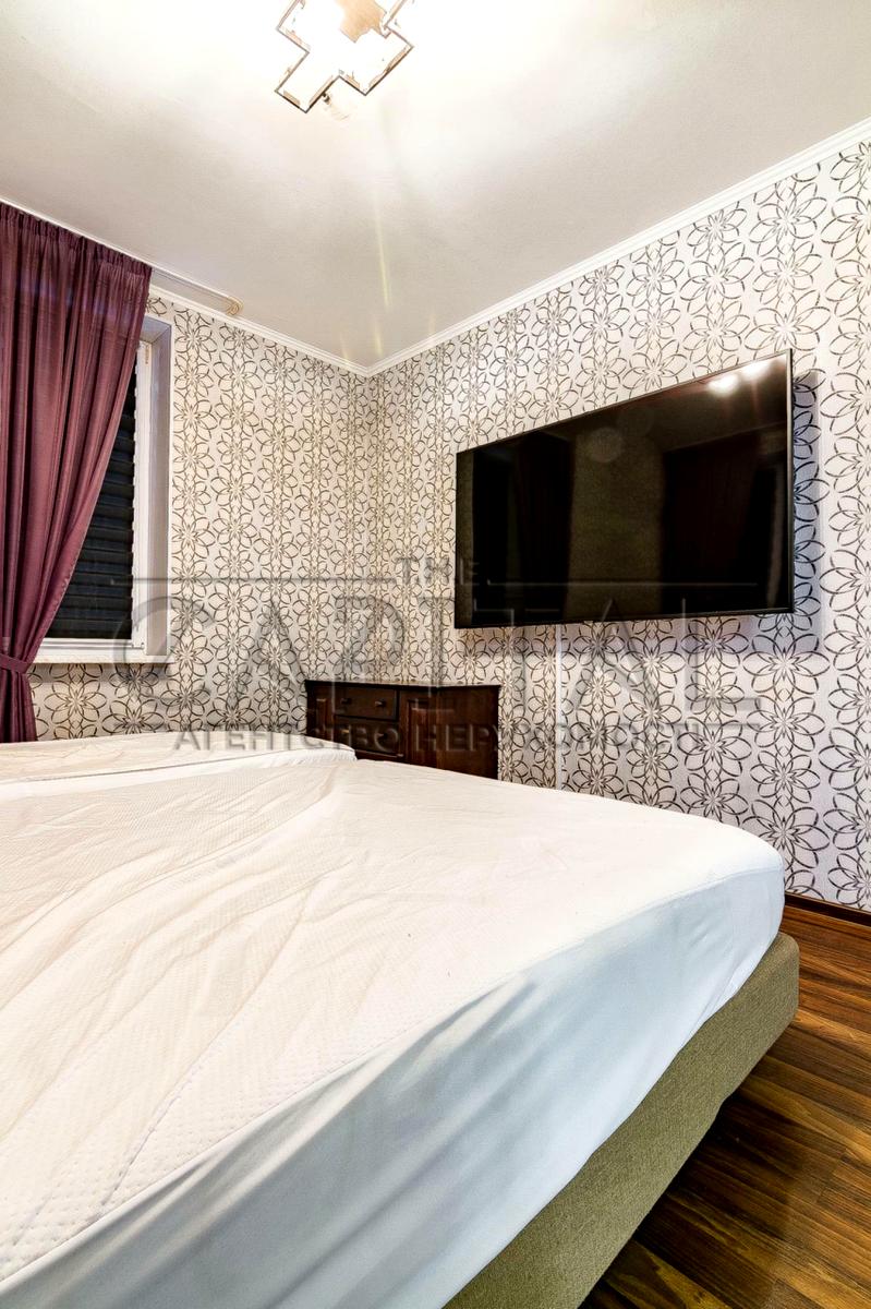 1873841194409638