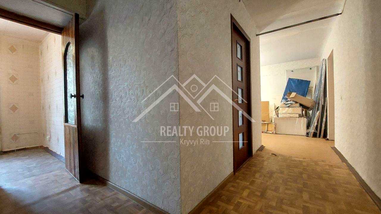 1873841231517879